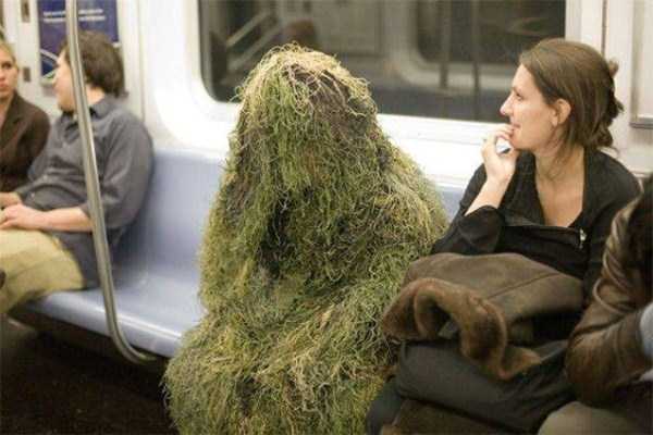 Meanwhile On Public Transportation (52 photos)