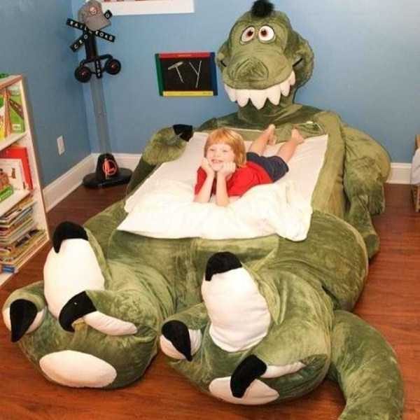 weird pics 19 600x600 Well, Thats Kinda Weird (35 photos)