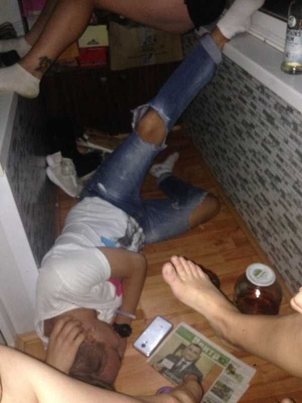 Russian Youth Having Fun – Part 6 (38 photos)