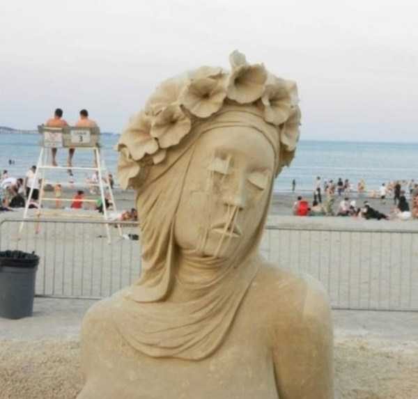 awesome sand sculptures 21 600x573