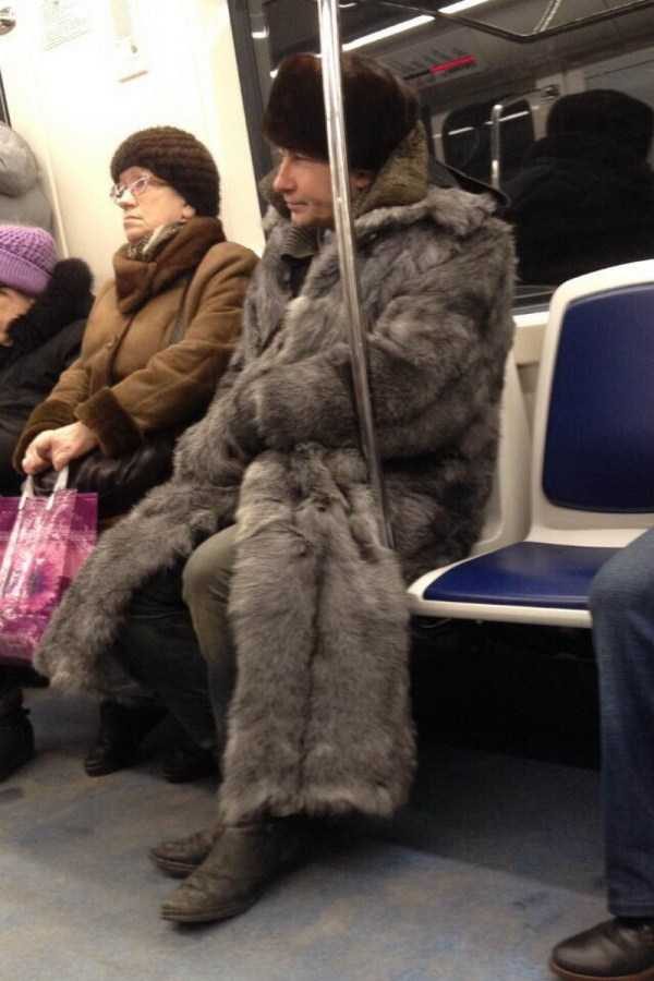 weird russian subway fashion 32 600x900
