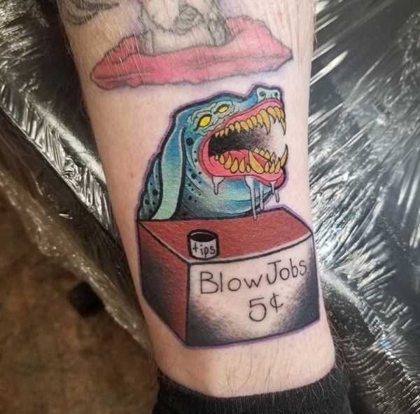 30 Seriously WTF Tattoos (30 photos)