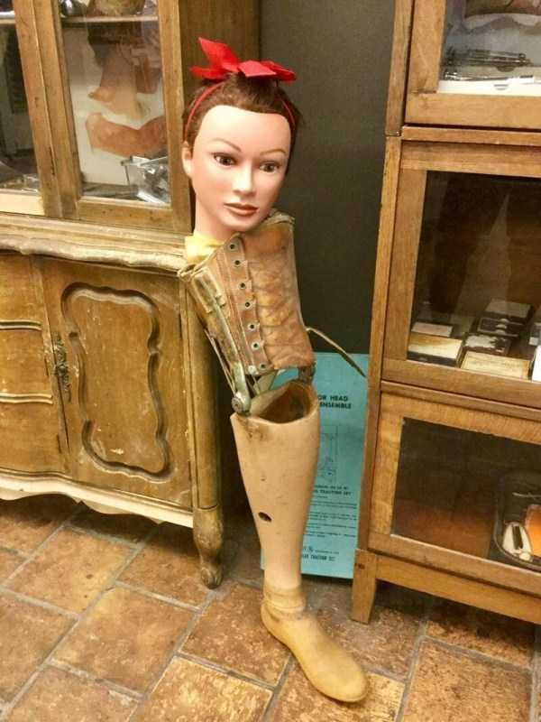 50 WTF Things Found In Thrift Stores (50 photos)