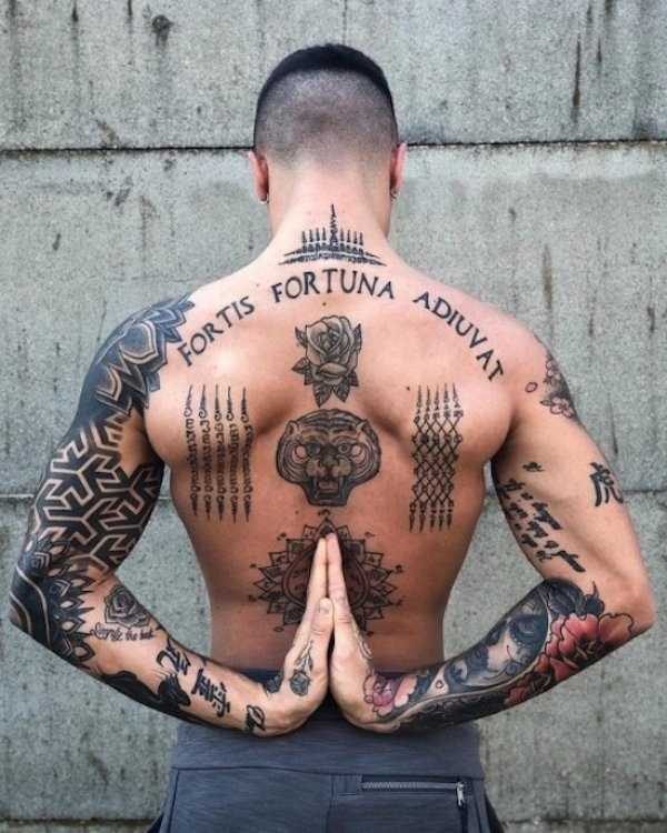 Some Tattoos Just Look Way Too Good (47 photos)