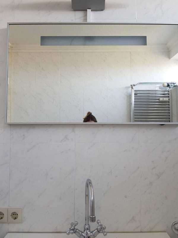 Unusual Bathroom Mirrors (30 photos)