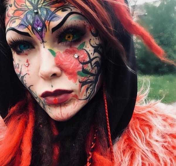 overly tattooed freaks 26 600x566 People Who Have Changed Their Appearance Radically (34 photos)
