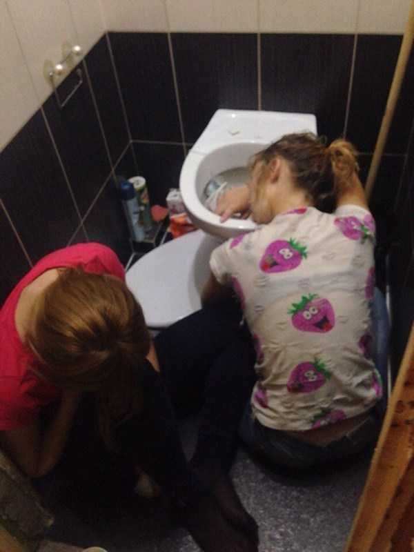 drunk russian teens 37 600x800 Russian Youth Having Fun – Part 14 (52 photos)