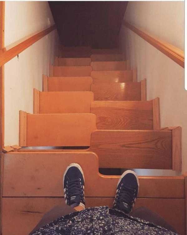 36 Tricky Stairways (36 photos)