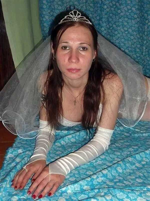 62 Lesser Attractive Girls (62 photos)