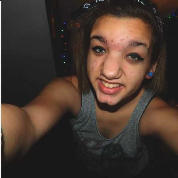 62 Lesser Attractive Girls (62 photos)