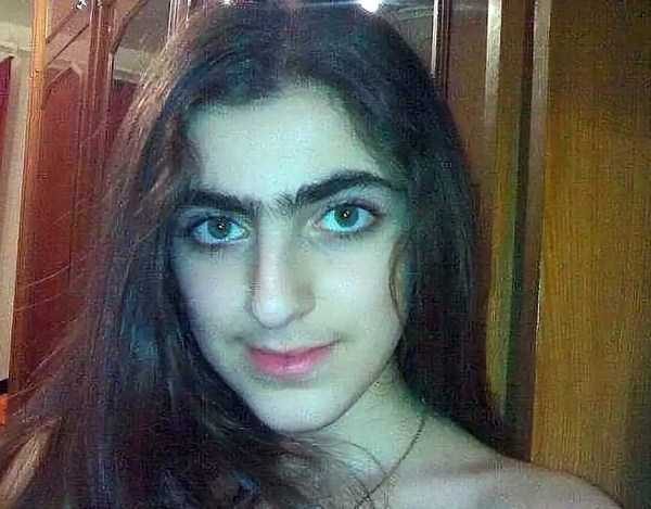 62 Lesser Attractive Girls (62 photos)