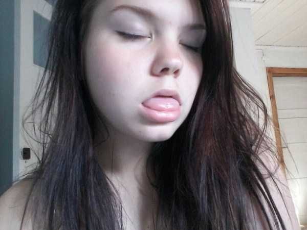 62 Lesser Attractive Girls (62 photos)