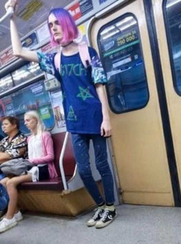 russian subway fashion 12 2 600x810