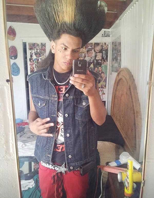 34 WTF Haircuts (34 photos)