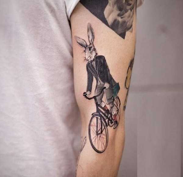 amazing 3d tattoos 28 42 Fantastic 3D Tattoos (42 photos)