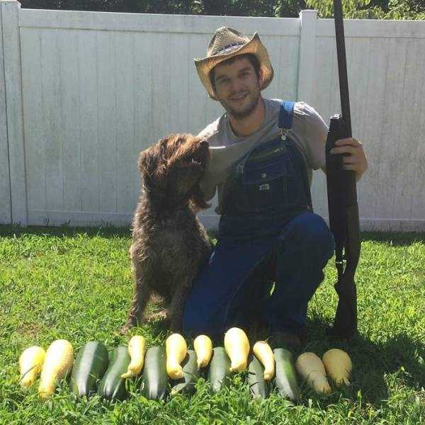 30 Vegan Hunters Posing With Their Trophies (30 photos)