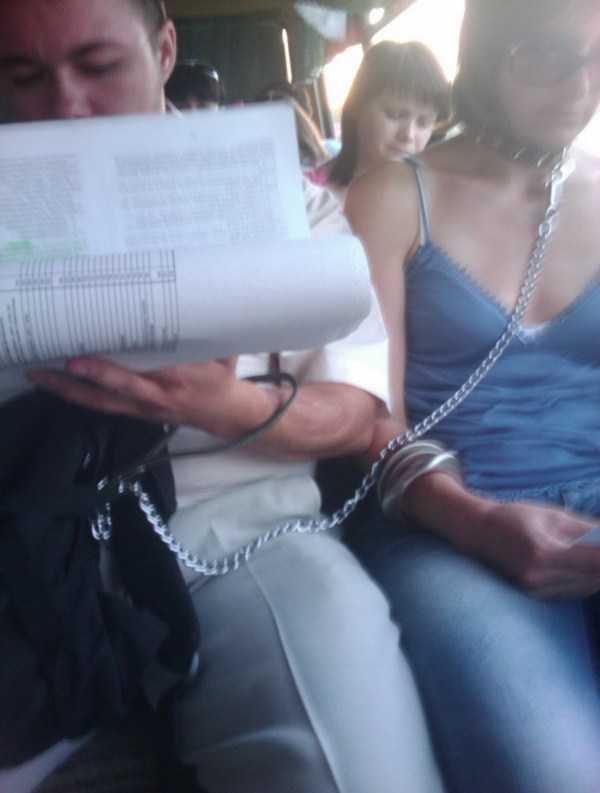 strange people 5 People Acting Strange Part 1 (41 photos)