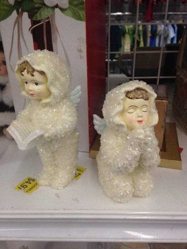 47 WTF Things Found In Thrift Stores (47 photos)