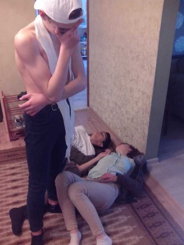 drunk russian teens 32 Russian Youth Having Fun – Part 20 (38 photos)