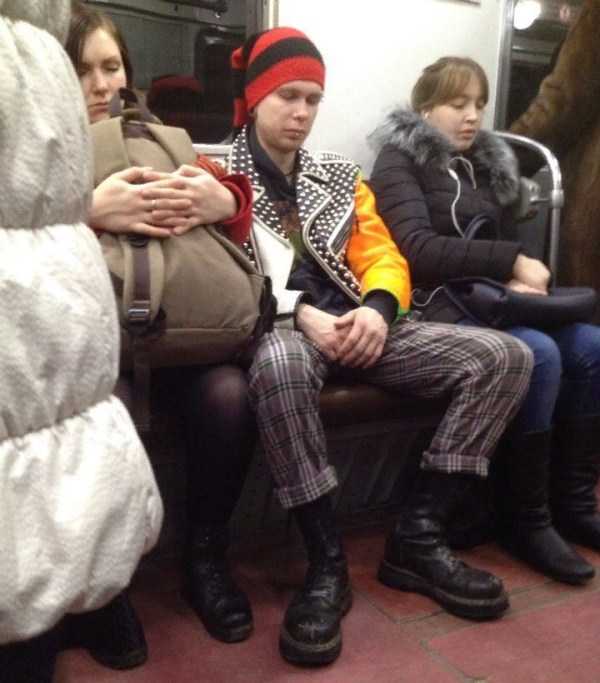 strange russian subway fashion 32