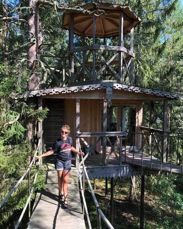 48 Cool Treehouses (48 photos)