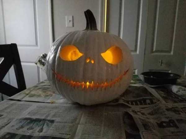 funny pumpkin carving 12
