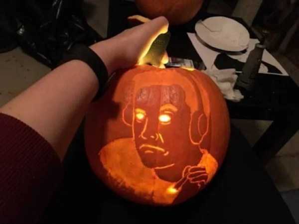 funny pumpkin carving 22