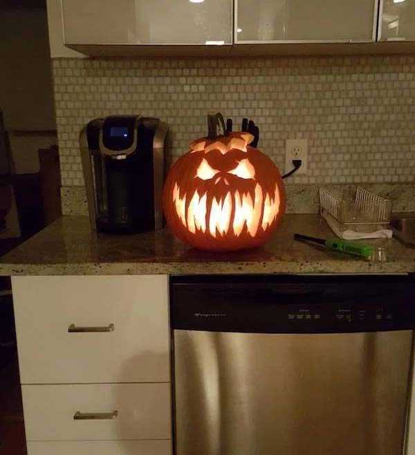 funny pumpkin carving 29