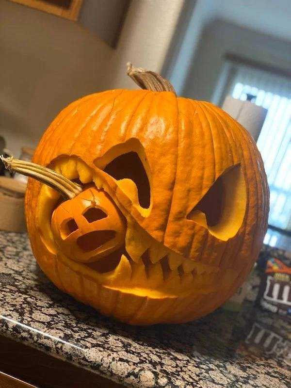 funny pumpkin carving 39