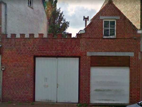 26 WTF Houses In Belgium (26 photos)