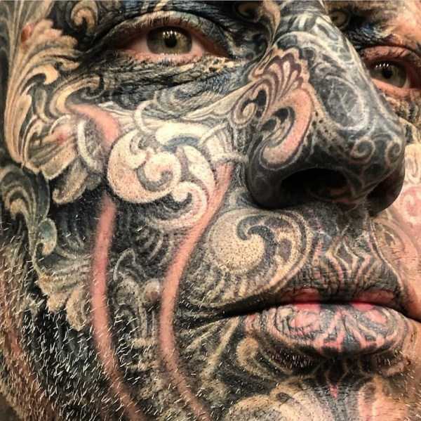 Heavily Tattooed And Pierced Freaks – Part 13 (32 photos)