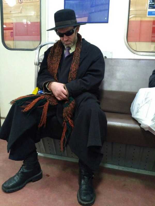 russia subway fashion 17
