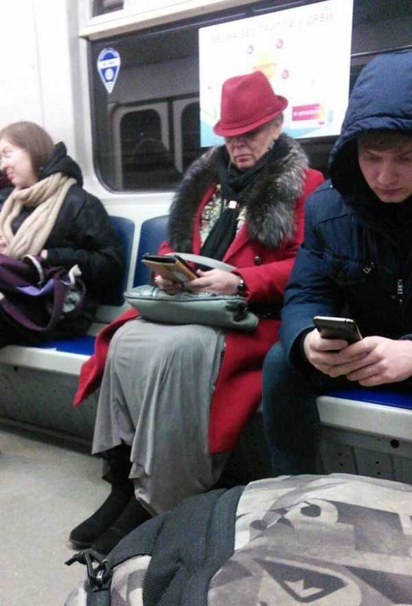 russia subway fashion 38