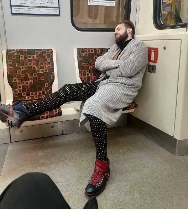Weird Russian Subway Fashion – Part 154 (36 photos)