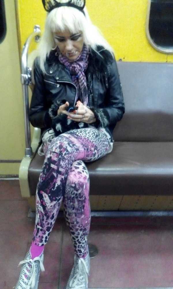 Weird Russian Subway Fashion – Part 156 (38 photos)