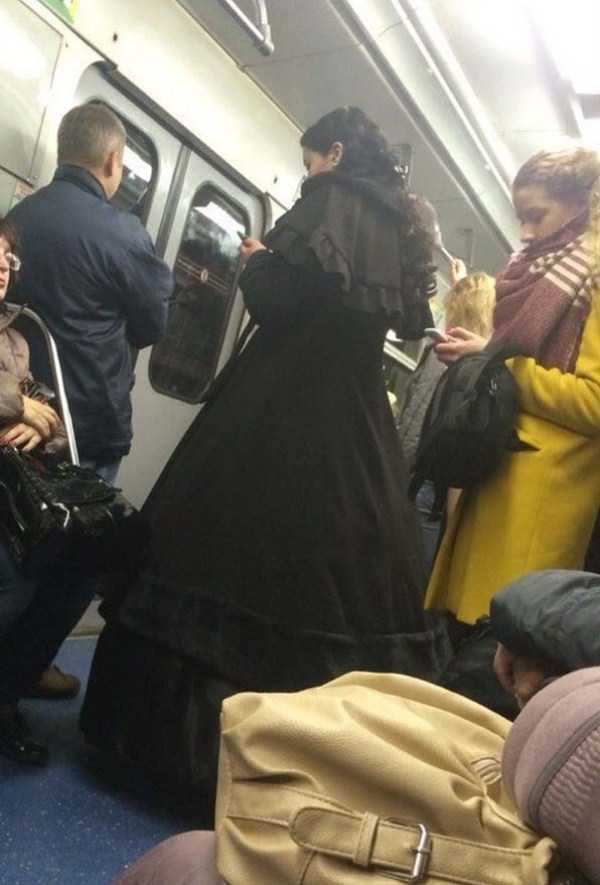 Weird Russian Subway Fashion – Part 156 (38 photos)