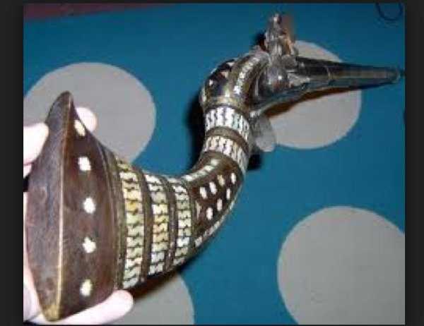 strange weapons 51 Unique And Weird Weapons (69 photos)