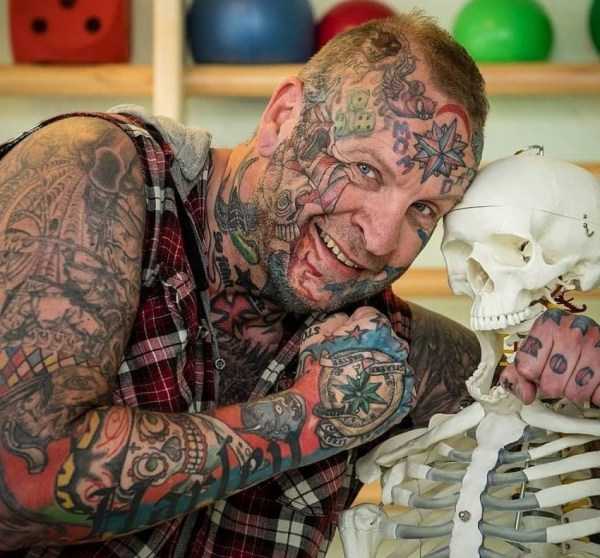 Heavily Tattooed And Pierced Freaks – Part 17 (34 photos)