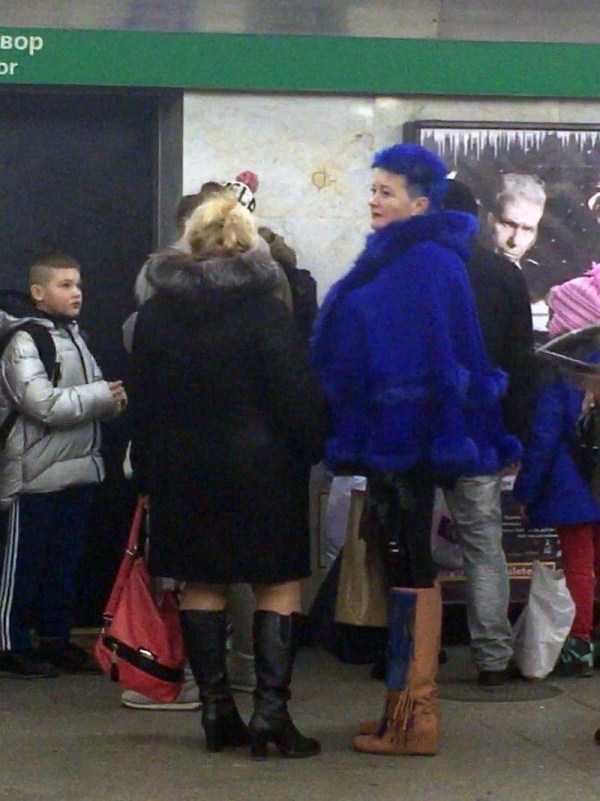 Weird Russian Subway Fashion #158 (37 photos)