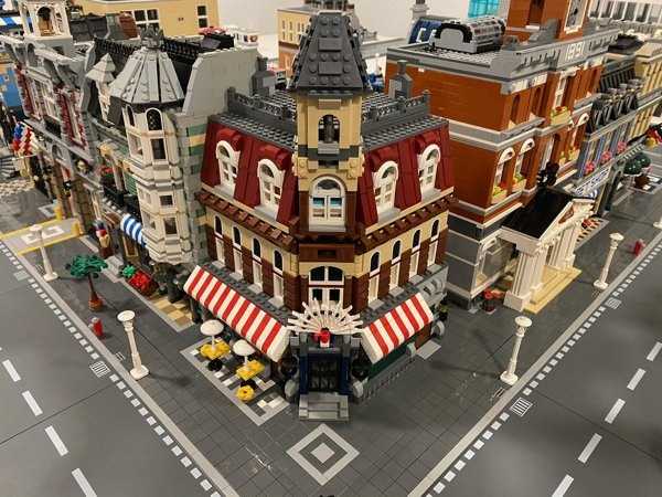 31 Absolutely Awesome Lego Creations (31 photos)