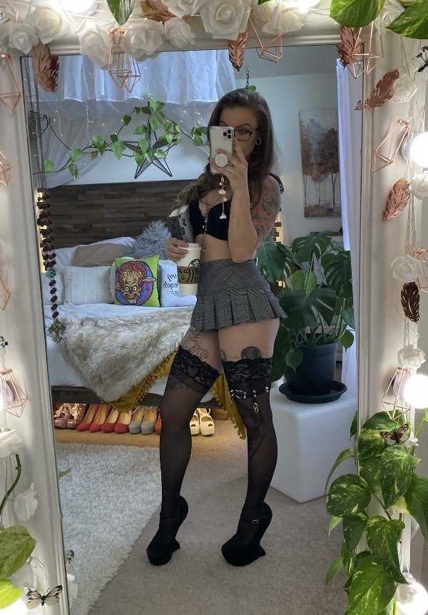 long legs 25 Hot Girls With Beautiful Legs #18 (39 photos)
