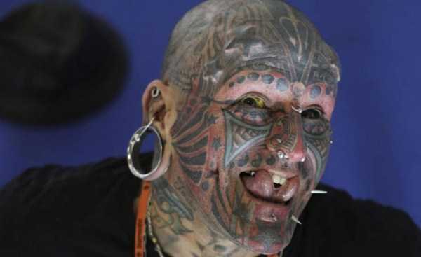 Heavily Tattooed And Pierced Freaks #18 (30 photos)