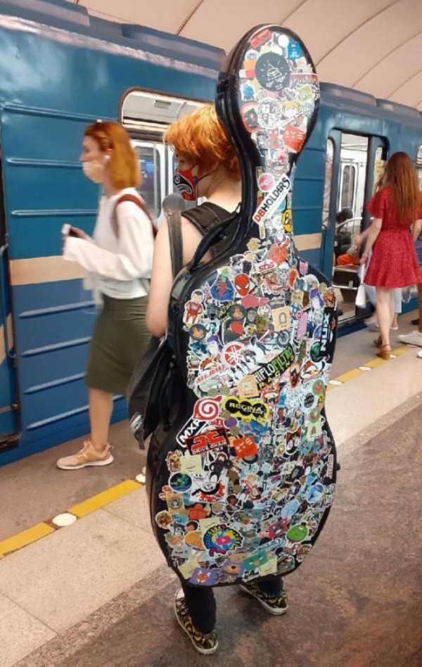 strange russian subway fashion 13