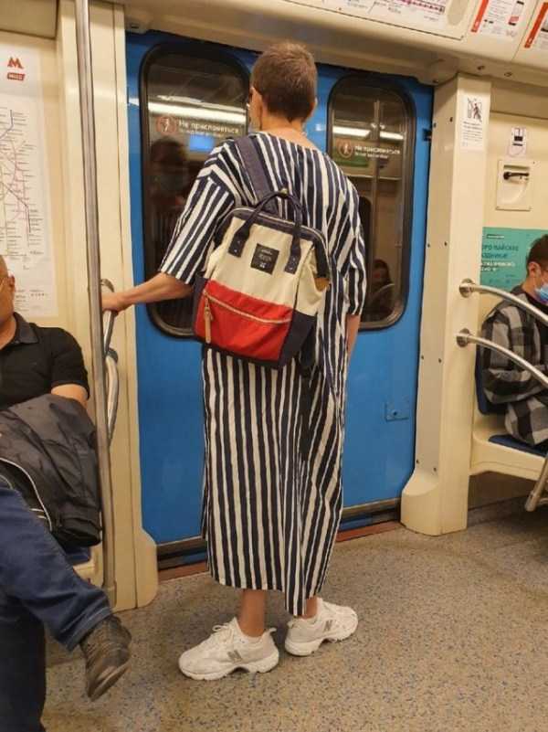 strange russian subway fashion 21