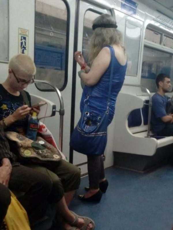 strange russian subway fashion 23