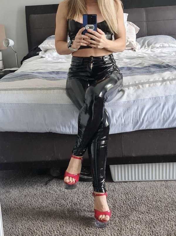 sexy latex leather 30
