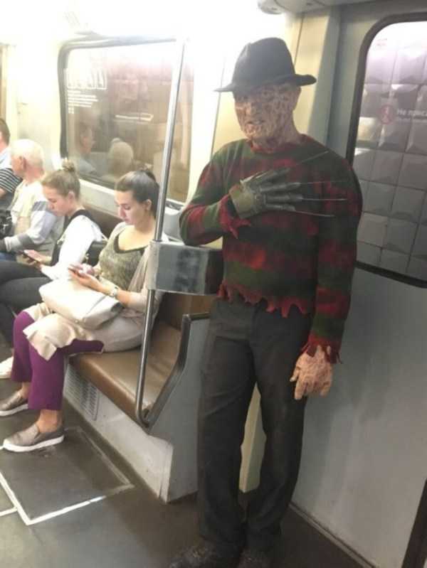 strange russian subway fashion 37