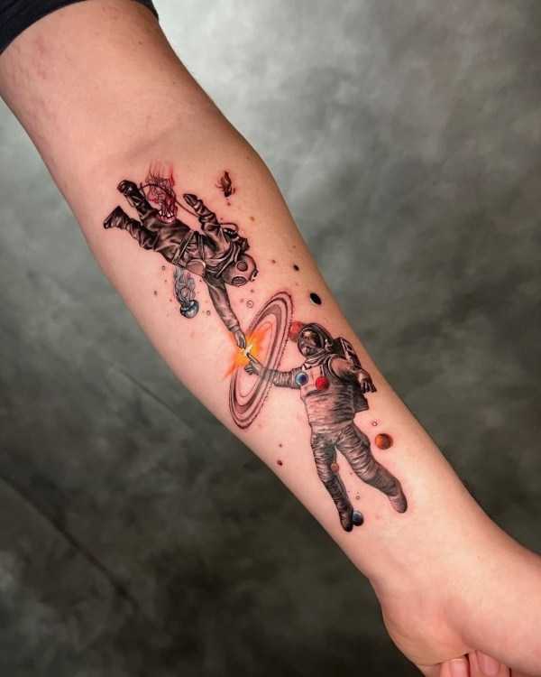 33 Mind Blowing Tattoos (33 photos)