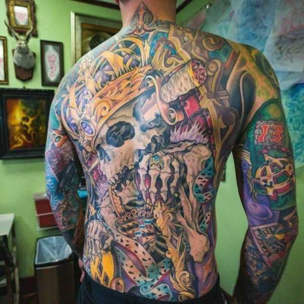 33 Mind Blowing Tattoos (33 photos)
