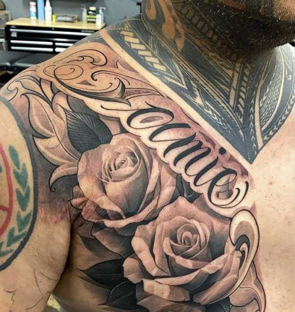 33 Mind Blowing Tattoos (33 photos)